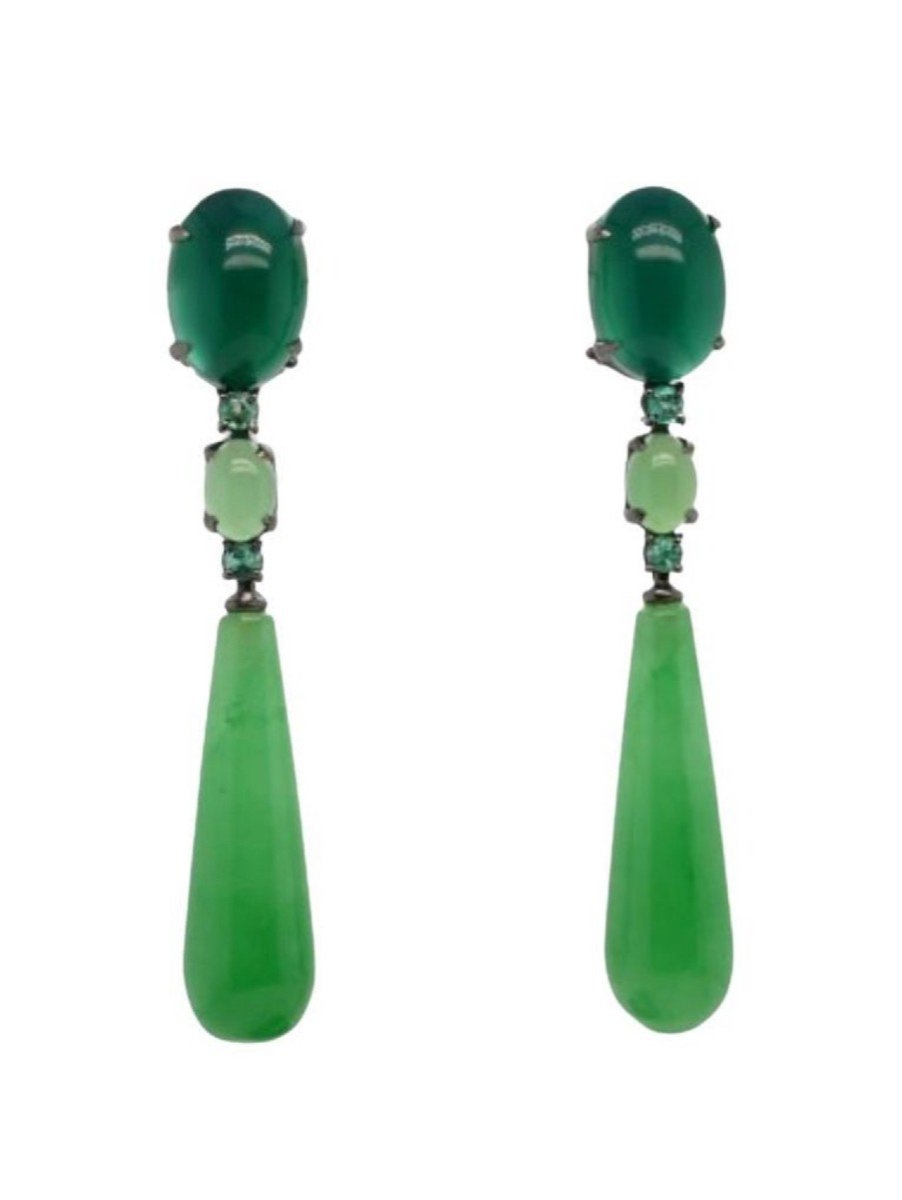 Green Agate And Jade Earrings Set With 32 Carat Emeralds