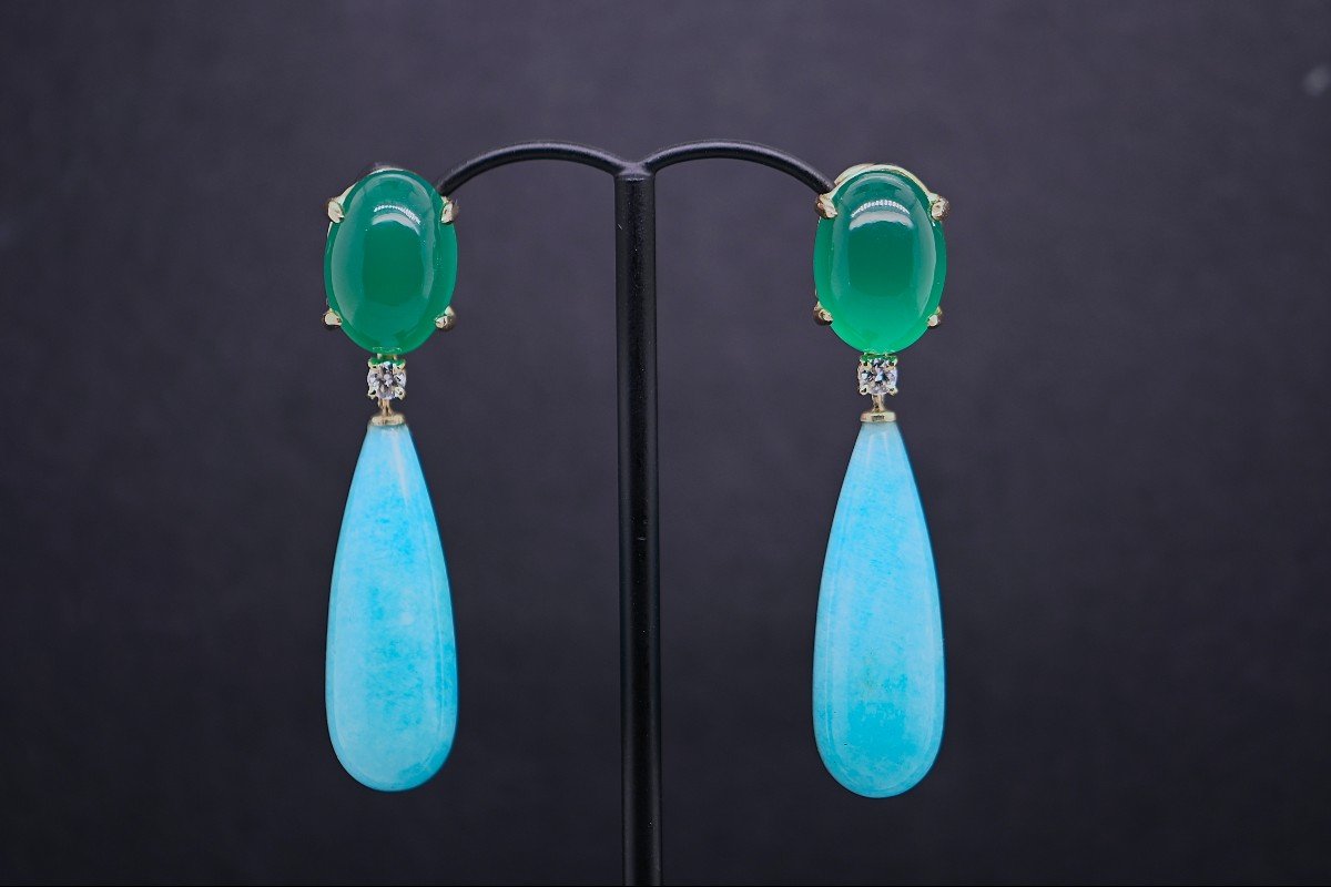 18-karat Gold Earrings With Green Agate And Amazonite Adorned With 0.14 Carats Of Gold. -photo-3