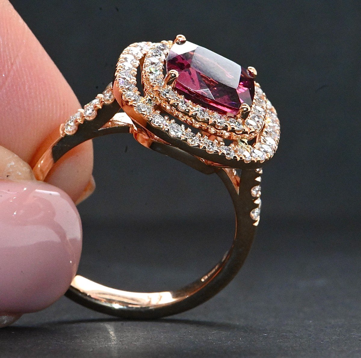 Cocktail Ring In 18k Rose Gold Adorned With A Rhodolite And 0.640 Carat Diamonds-photo-7