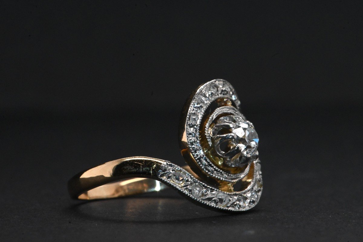 18-karat Gold Ring Adorned With Diamonds Totaling 1 Carat-photo-6
