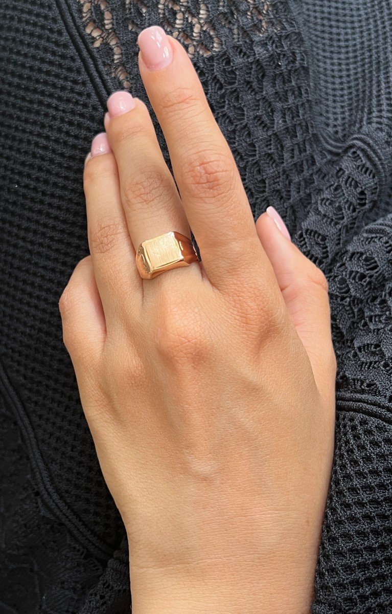 Signet Ring In 18k Gold-photo-4