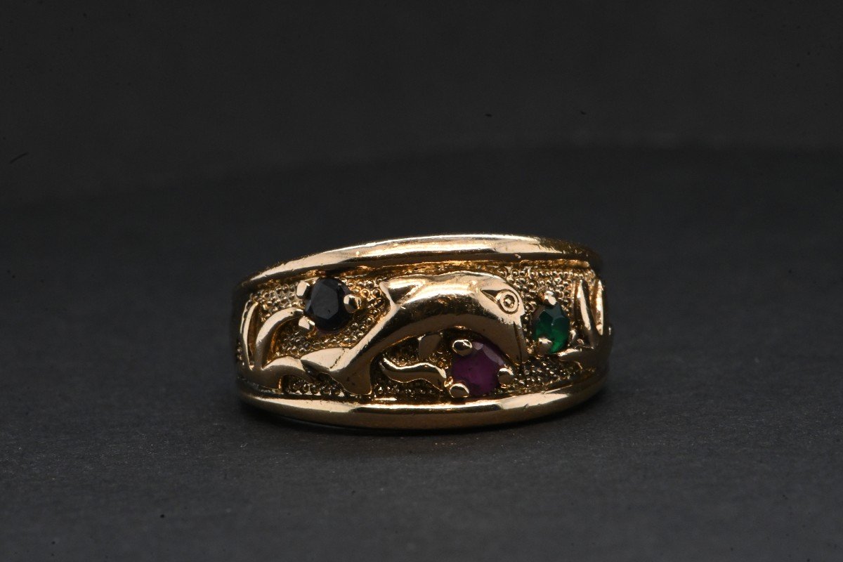 Antique 18-karat Gold Ring Adorned With Precious Stones -photo-4