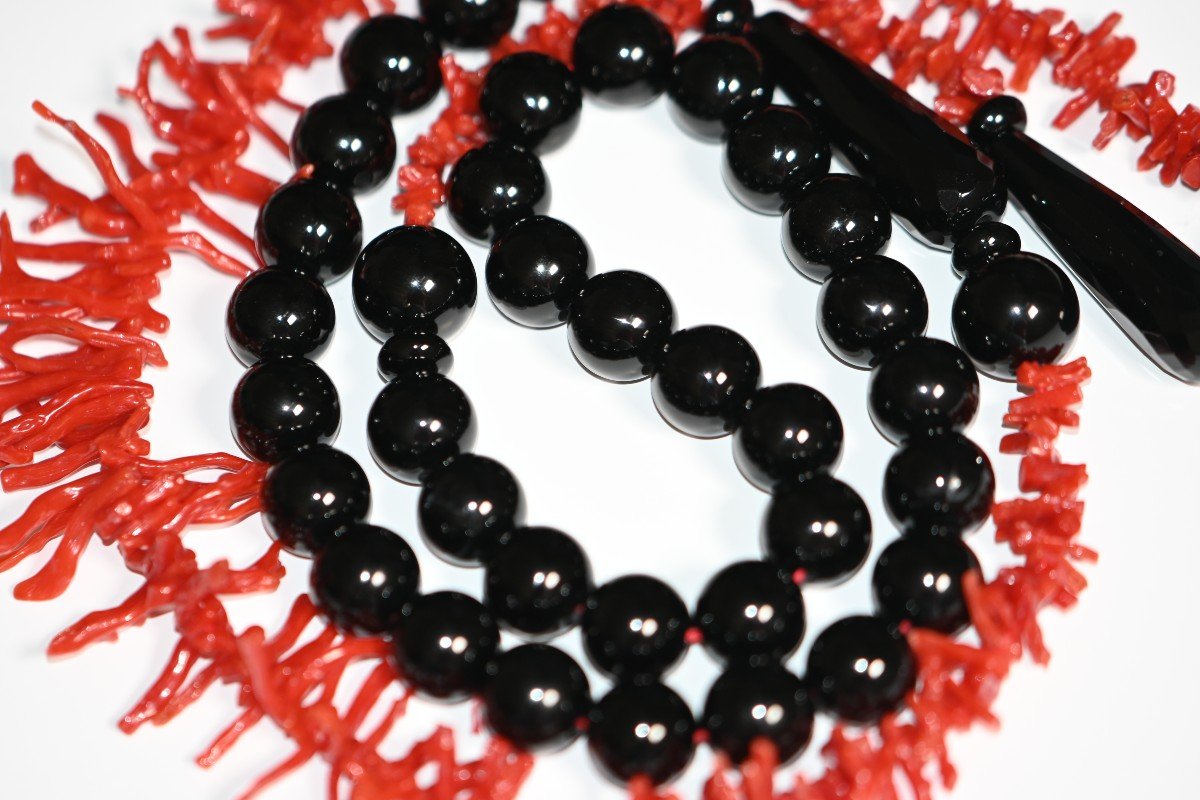 Black Onyx And Coral Necklace-photo-4