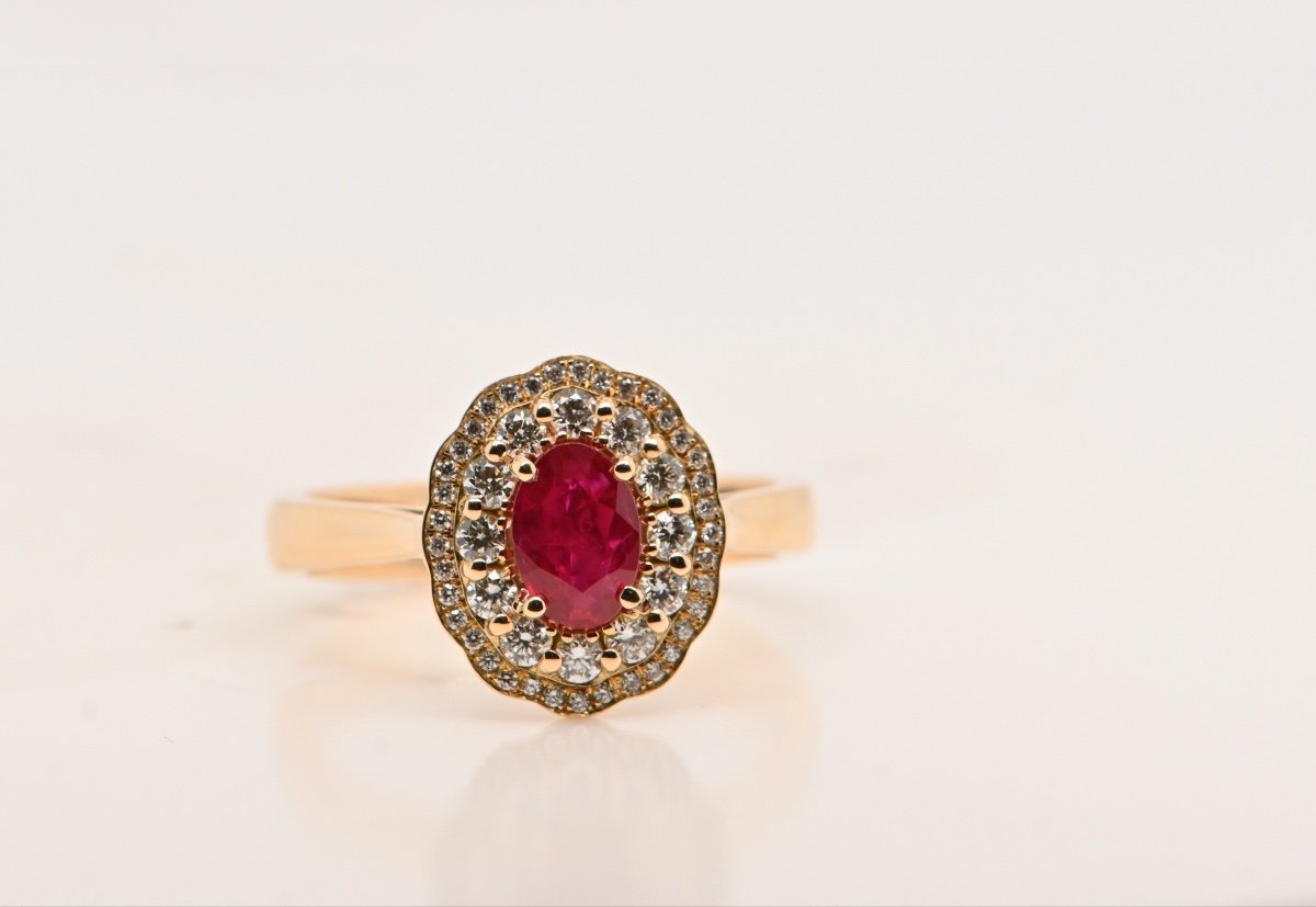 Bague En Or Jaune 18 Carats Avec Diamants Et Rubis Rouge Intense Certifiés De 0,80 Carat