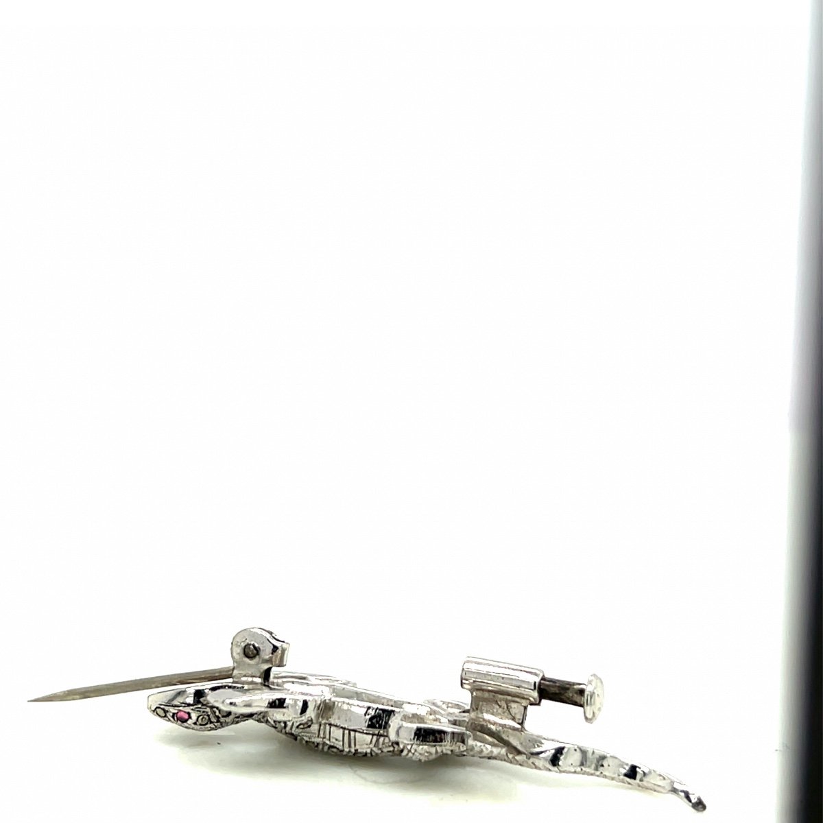 White Metal And Rhinestone Gecko Shape Brooch-photo-4