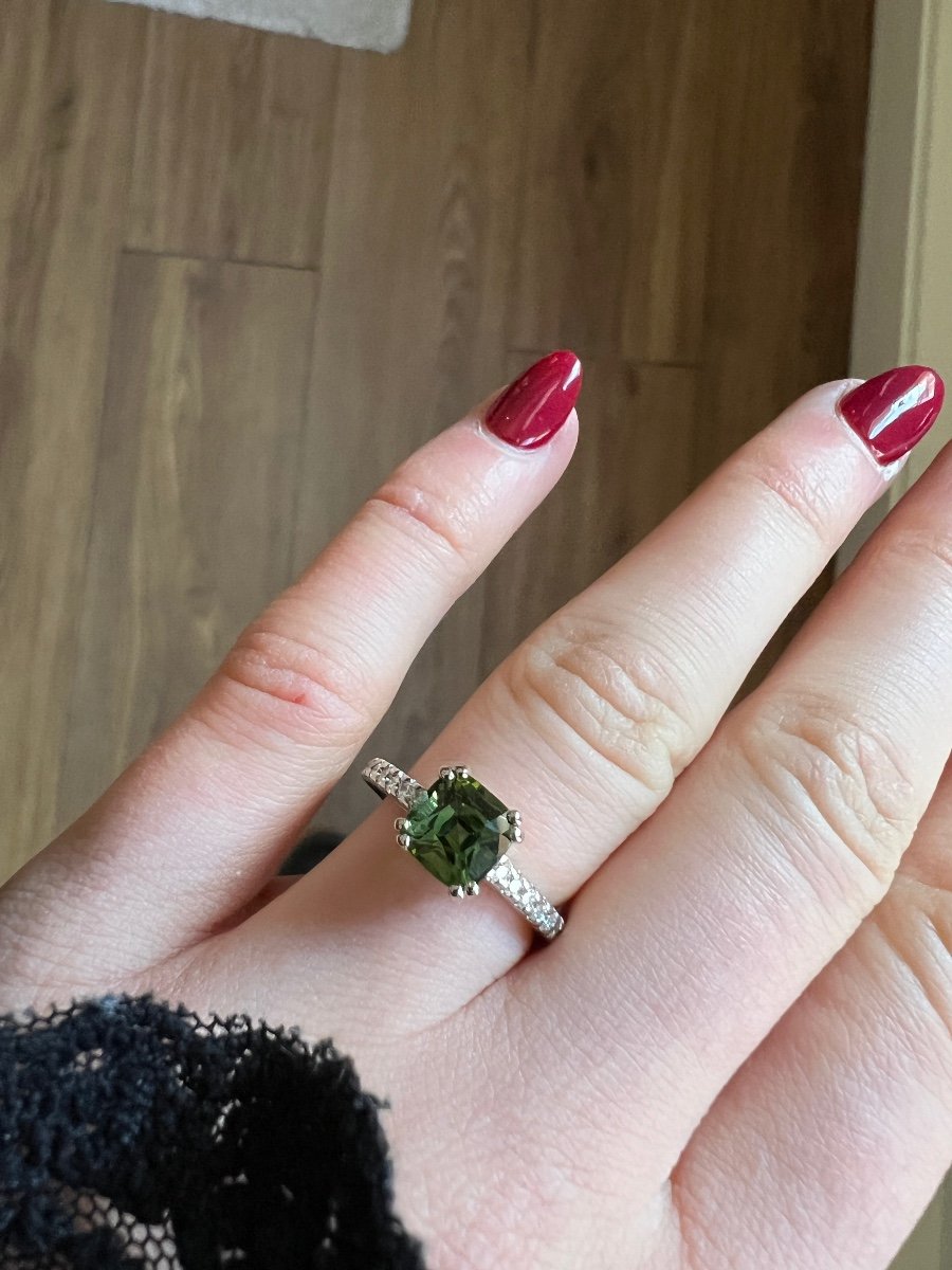 18k White Gold Ring With Cushion-cut Tourmaline And Diamonds-photo-2