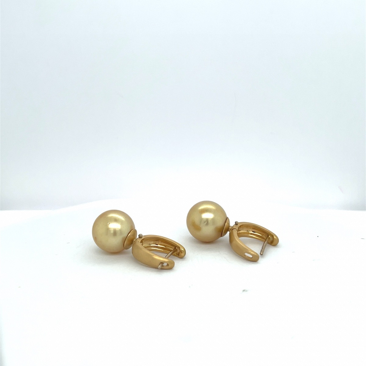 Champagne Color Pearl Earrings, 18k Brushed Gold -photo-2