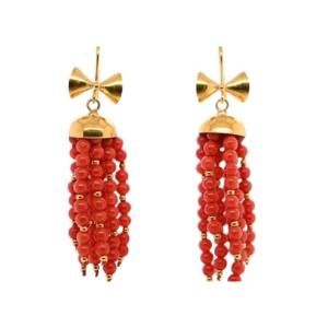 Vintage Coral And 18 Carat Yellow Gold Earrings