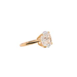 18-karat Gold Ring Adorned With A Brilliant-cut Zirconium 
