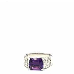 Amethyst Ring 2.12 Carats Diamonds 8.51 Carats 18 Carat White Gold