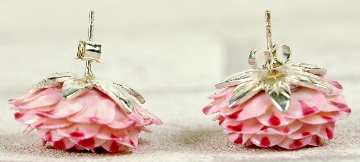 Pair Of Trompe-l'oeil Earrings In The Shape Of Damomilla Flowers - By Didier Gardillou-photo-1