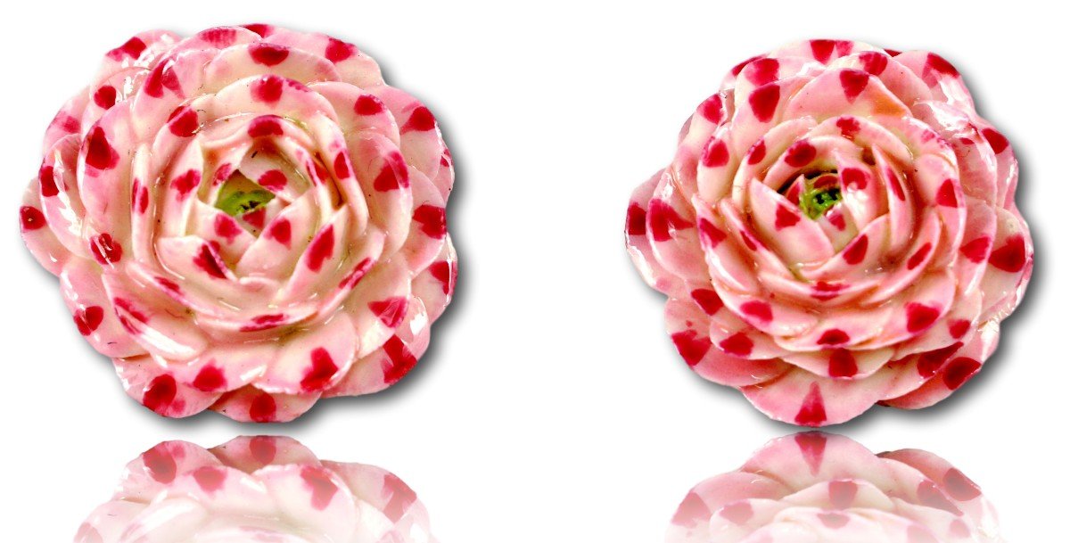 Pair Of Trompe-l'oeil Earrings In The Shape Of Damomilla Flowers - By Didier Gardillou