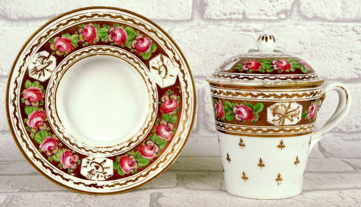 Covered Shaker Cup And Saucer In Valenciennes Porcelain - 18th Century-photo-2