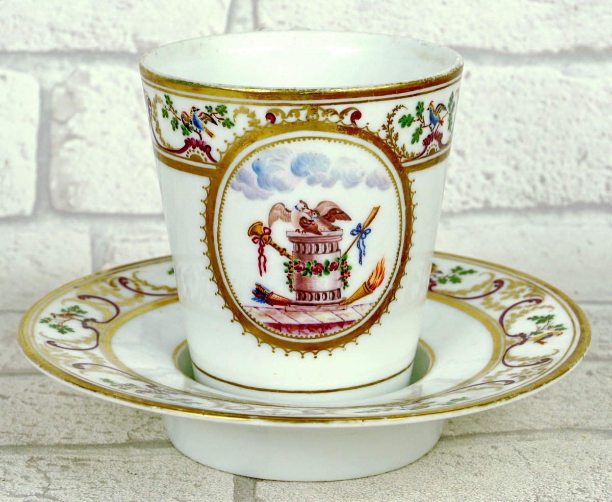 Porcelain Of Las Eynie - Trembleuse Cup And Its Saucer - Baignol Manufacture - Ep. 18th Century-photo-3