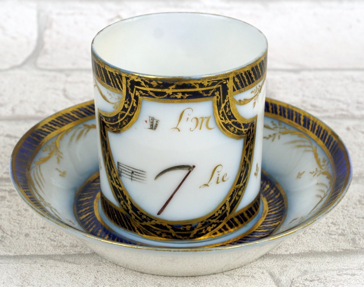 Paris Porcelain Cup And Saucer - De Nast Manufacture - 18th Century-photo-5