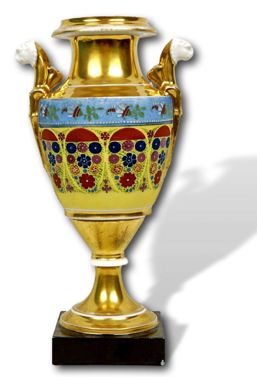 Vase Balustre En Porcelaine De Paris - Ep. Début XIXe