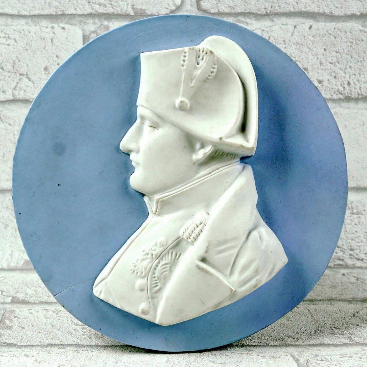 Grand Médaillon Représentant Napoléon 1er En Biscuit De Porcelaine De Paris - Ep. XIXe (1824)-photo-3