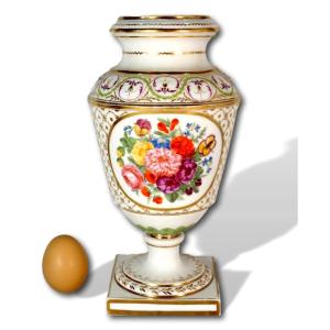 Grand Vase En Porcelaine De Paris - Ep. XVIIIe