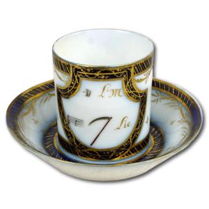 Paris Porcelain Cup And Saucer - De Nast Manufacture - 18th Century