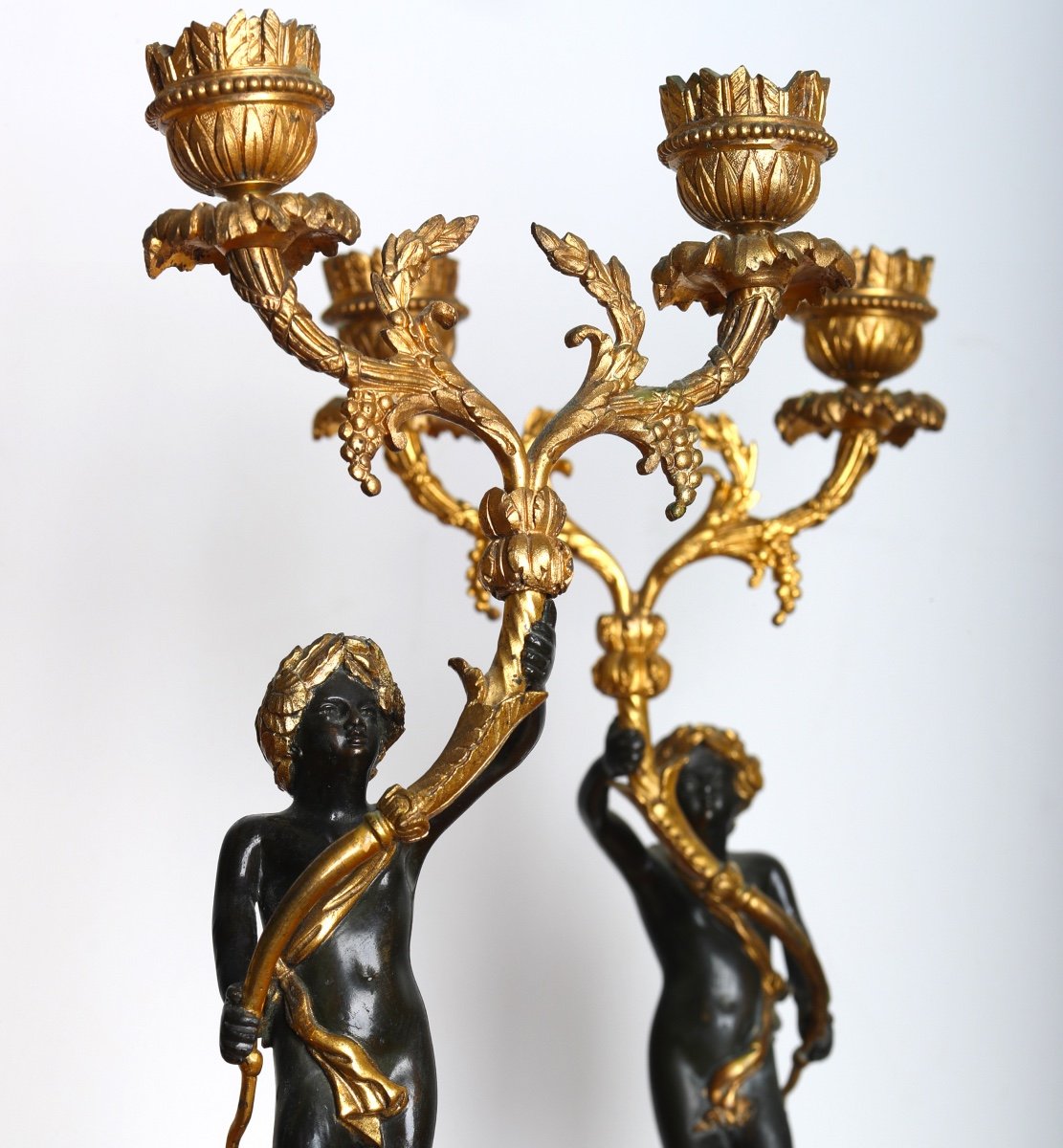 Paire de Candélabres Bougeoirs chérubins en Bronze doré et Marbre, de Style Napoléon III-photo-4