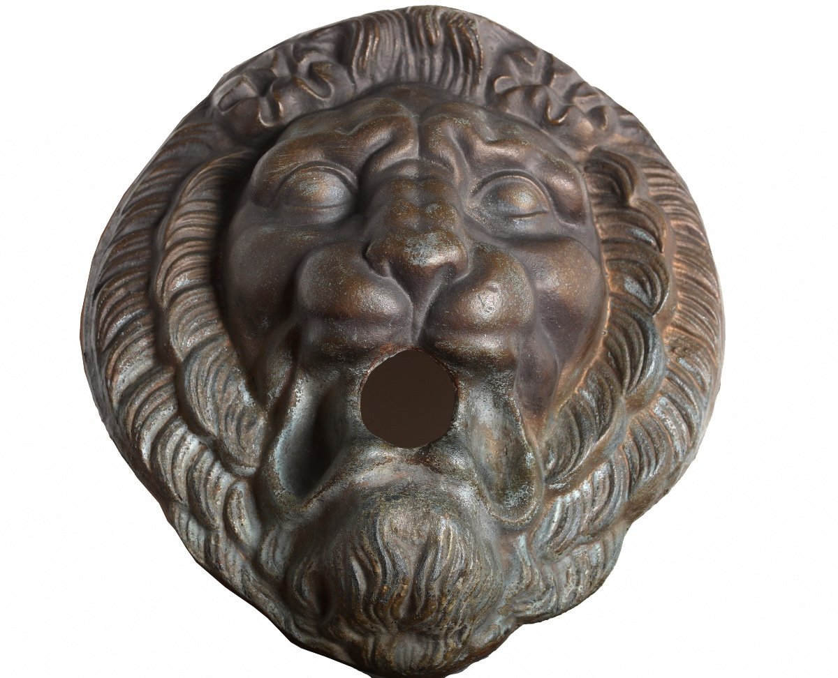 Mascaron, Fountain Mask With Lion Head In Cast Iron Art-photo-1