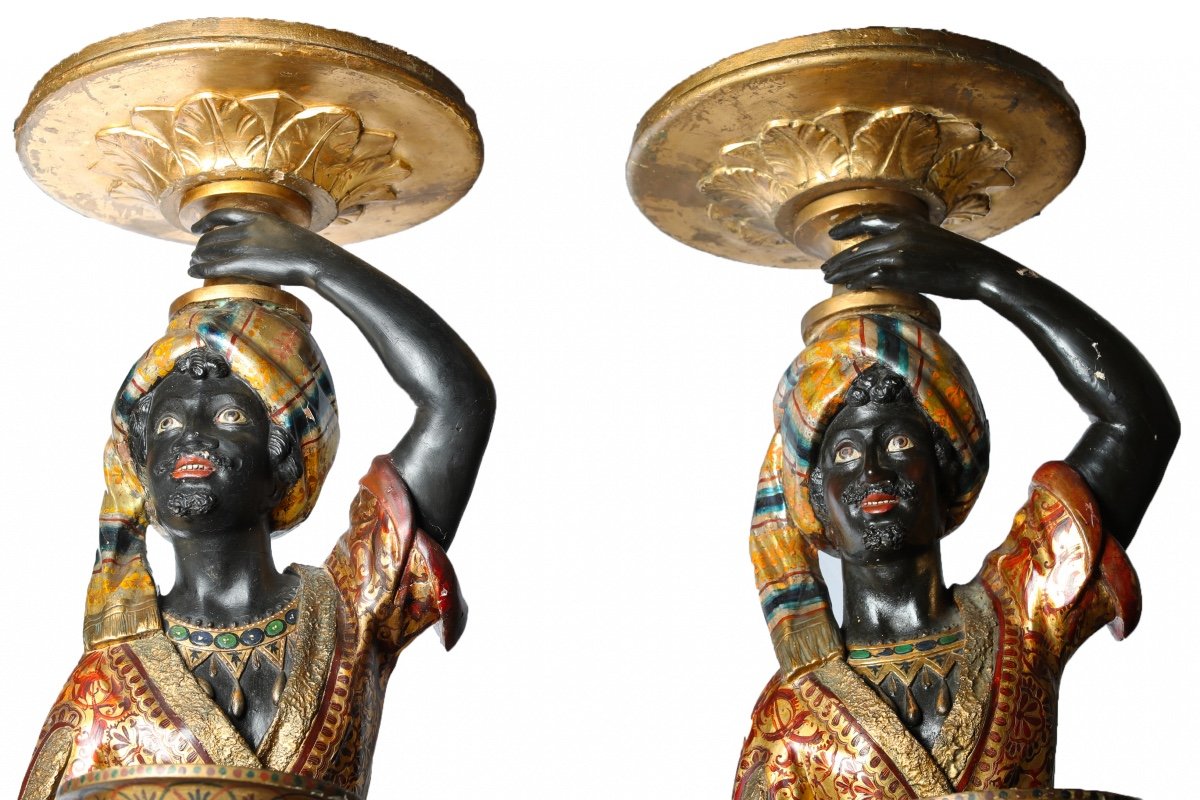 High Pair Of Nubians In Polychrome And Gilded Wood With Double Trays 19th Century Venice 66.1inch-photo-3