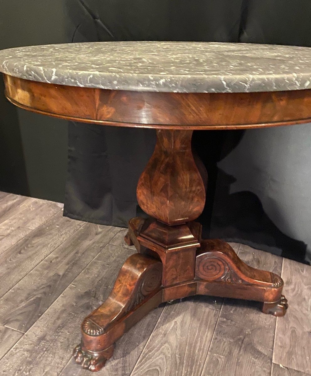 Nineteenth Century Mahogany Pedestal Table-photo-3