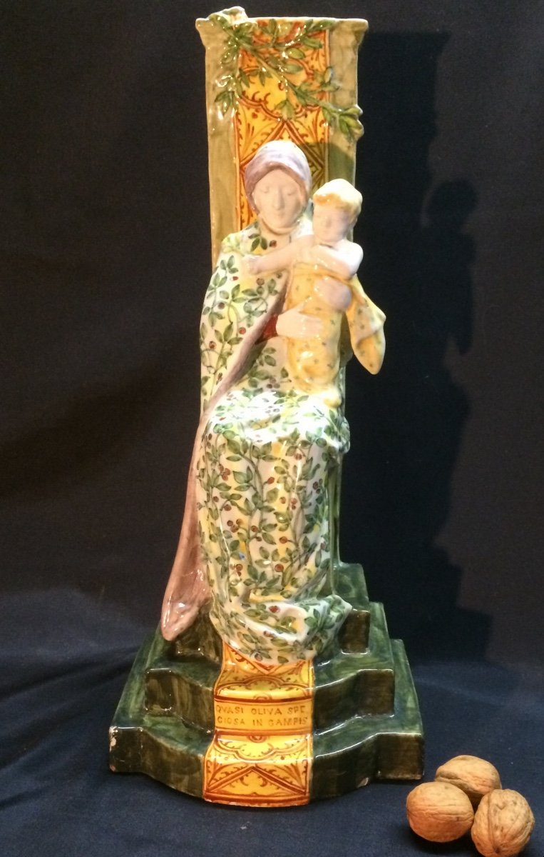 Vierge Aux Olives