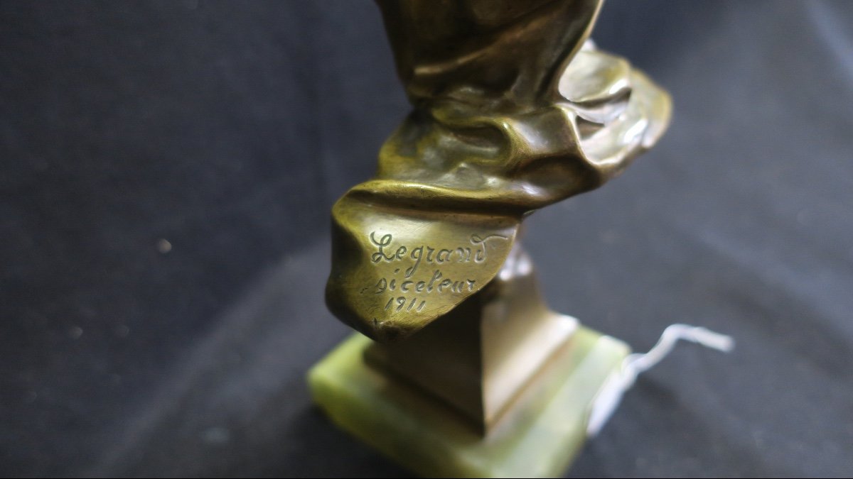 Bronze Bust, Return From Ball-photo-3