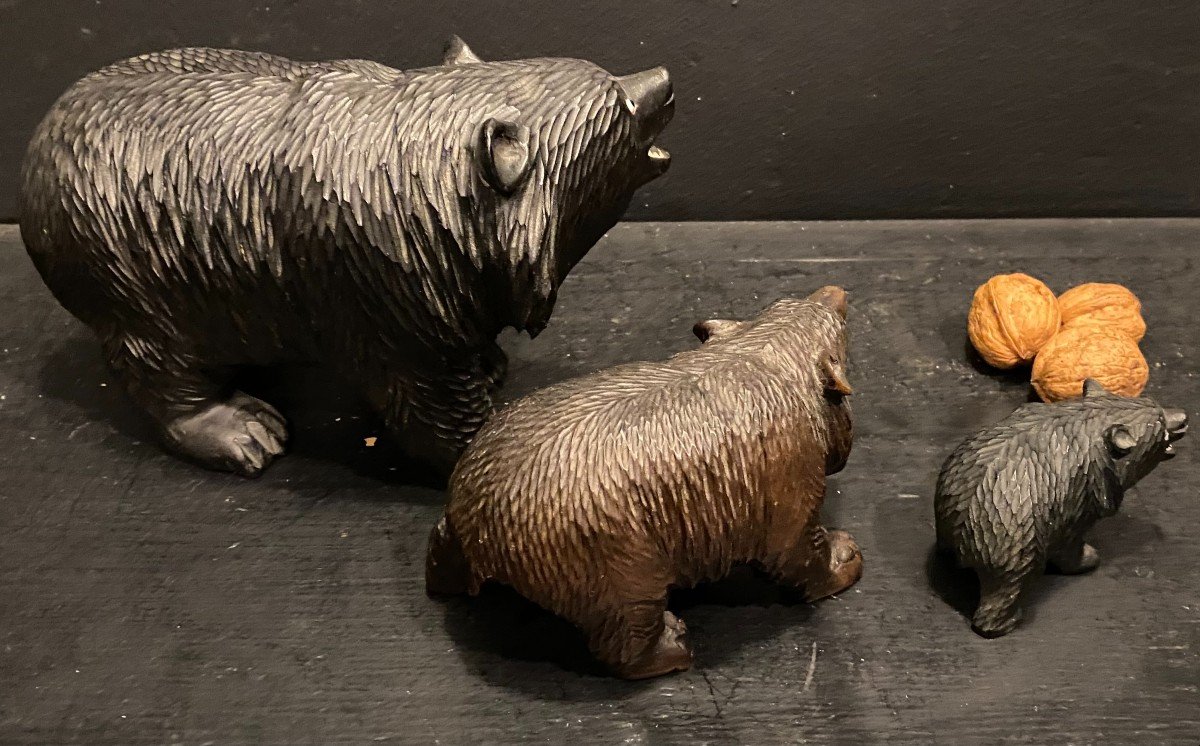 Three Wooden Grizzlies-photo-3