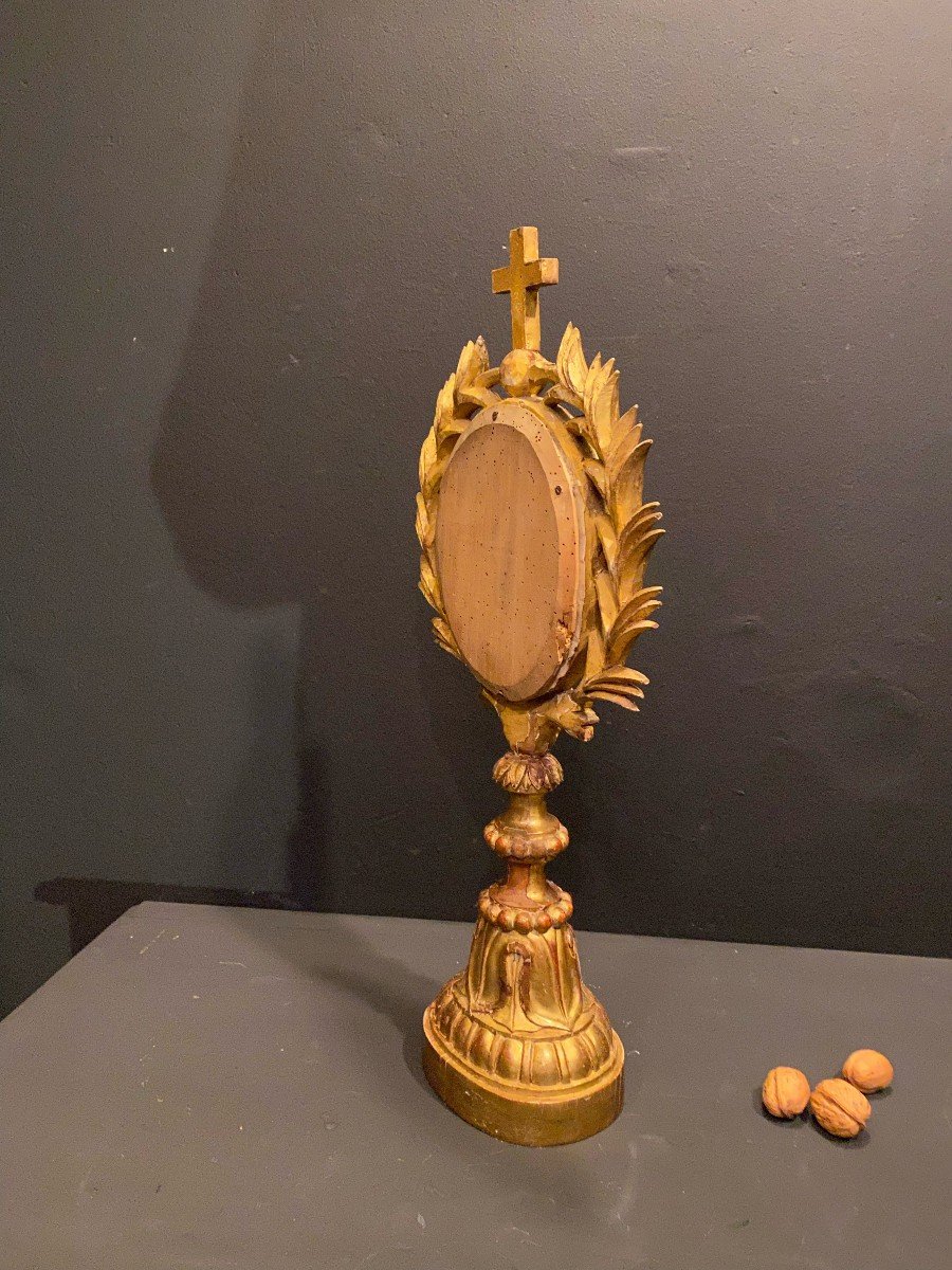 Reliquary In Golden Wood-photo-4