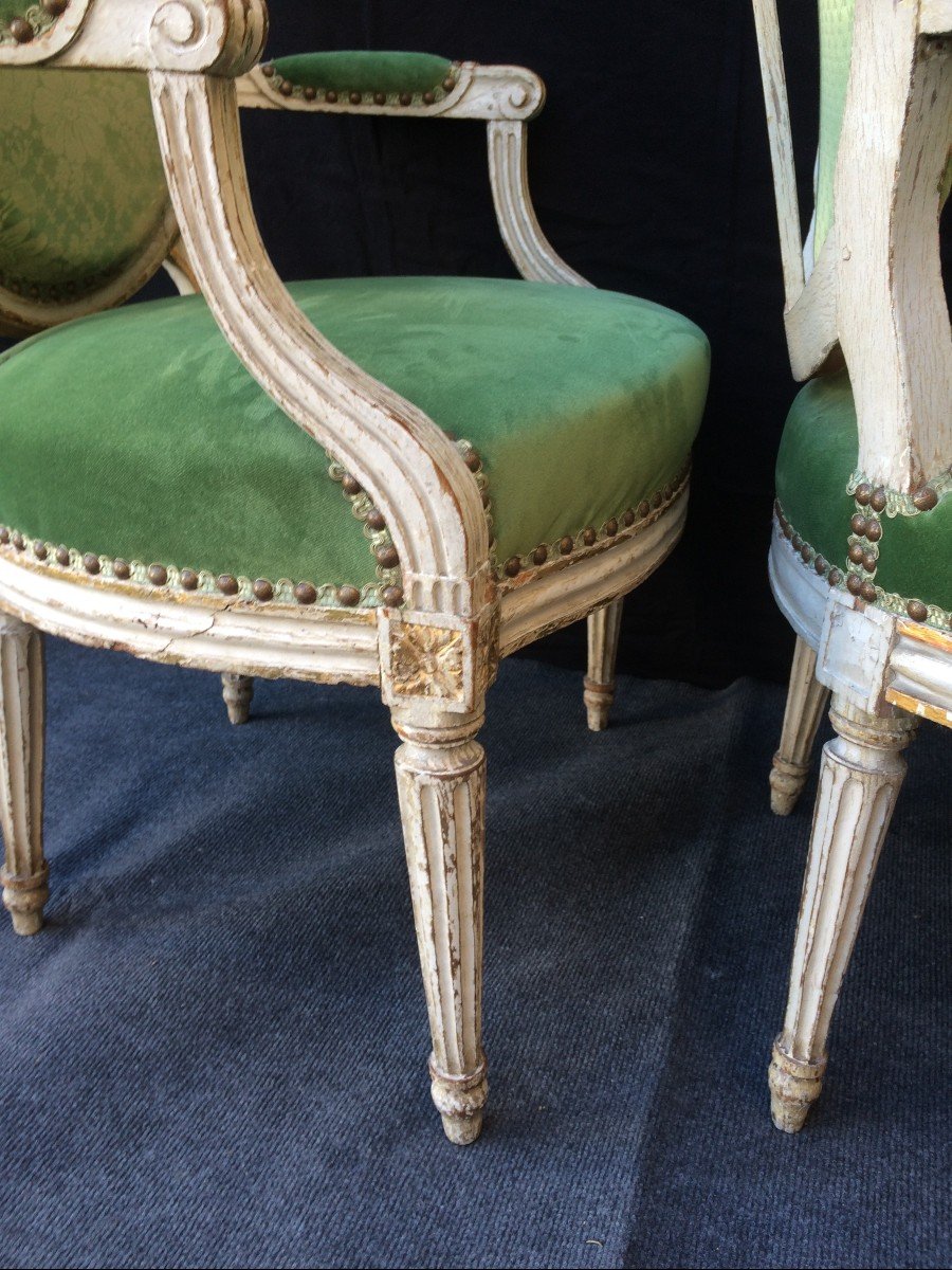 Pair Of 18th Century Medallion Armchairs-photo-3