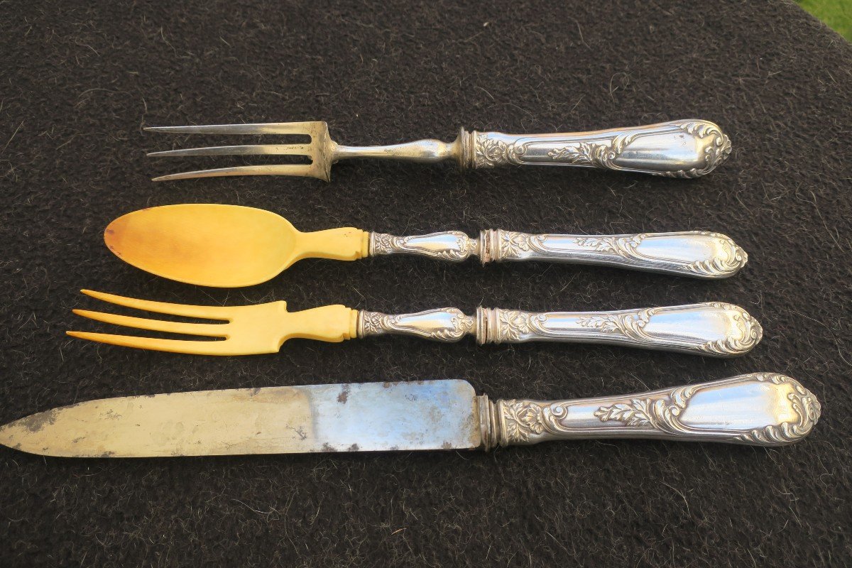 Four Silver-filled Service Cutlery-photo-2