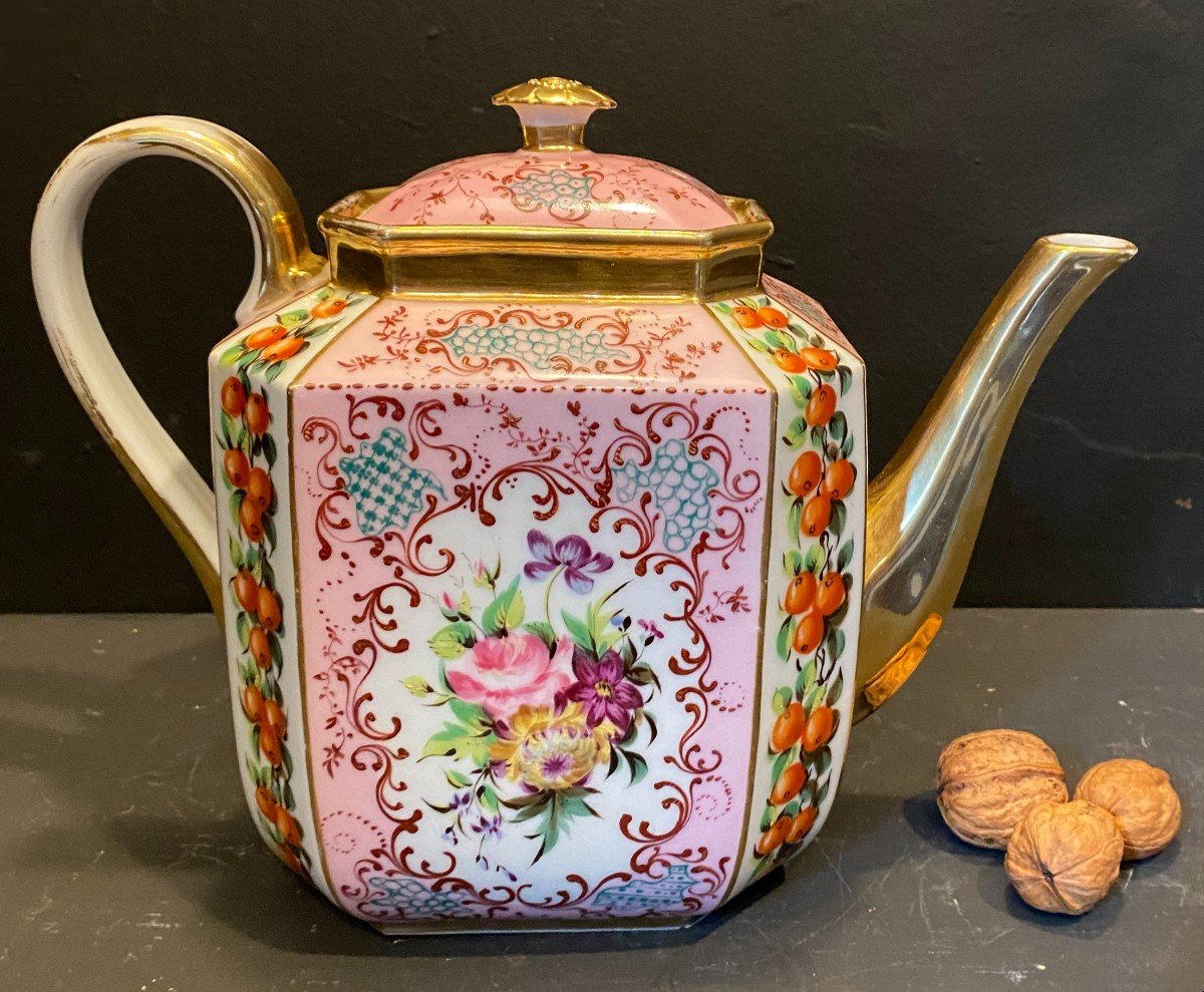 Large Porcelain Teapot-photo-3