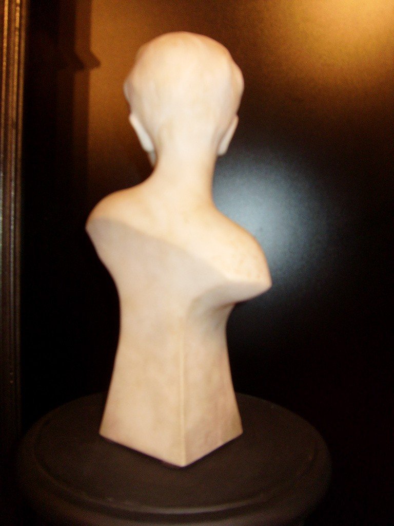 Bust Of Young Man In Alabaster -photo-4