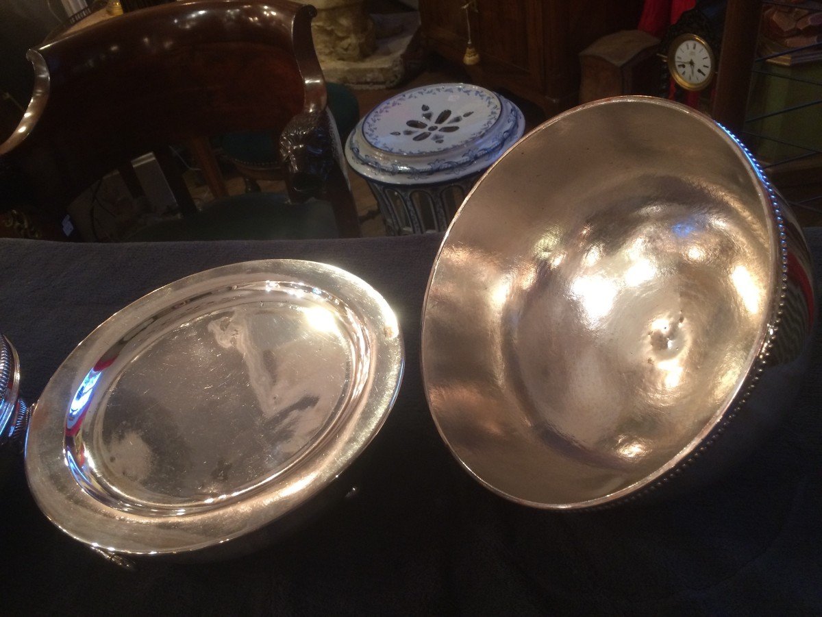 Pair Of Silver Metal Dish Warmers And Cloche-photo-2