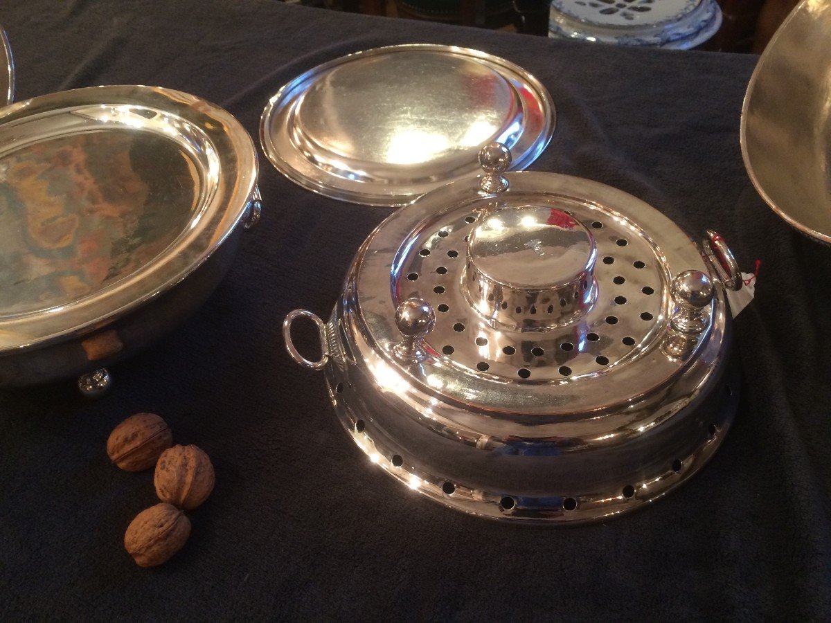 Pair Of Silver Metal Dish Warmers And Cloche-photo-3