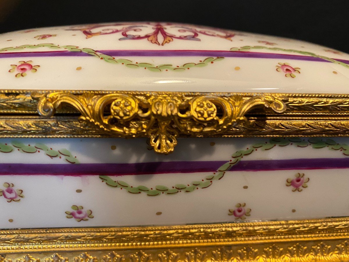 19th Century Porcelain Box-photo-4