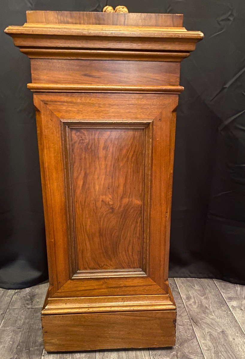 Sheath, Small Single-door Cabinet From The 19th Century.