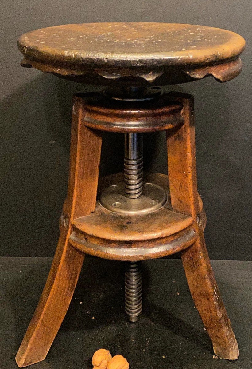 Tabouret De Sculpture