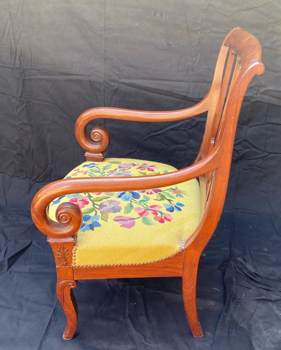 19th Century Mahogany Armchair-photo-4