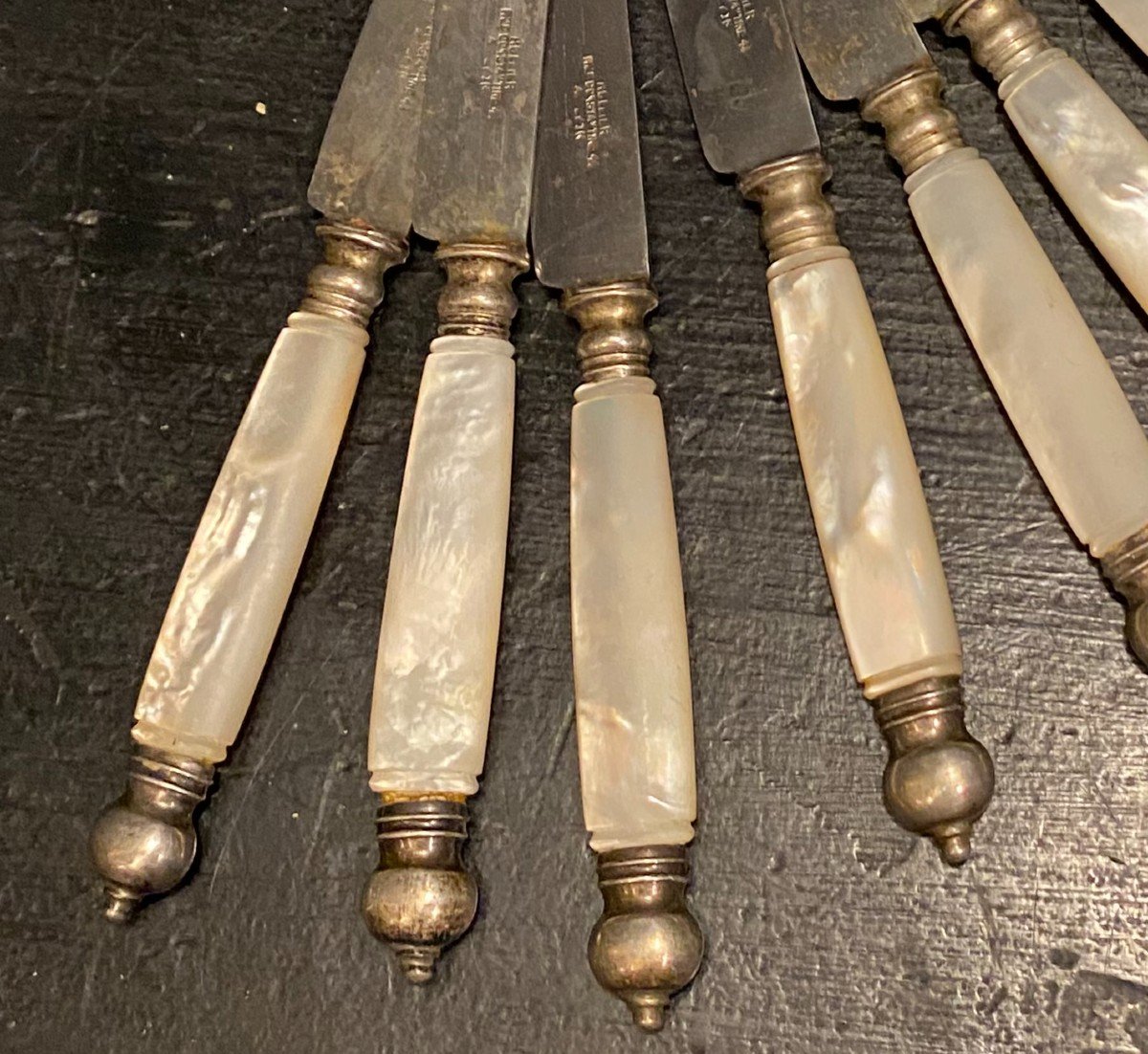 12 Knives, Mother-of-pearl Handles-photo-2