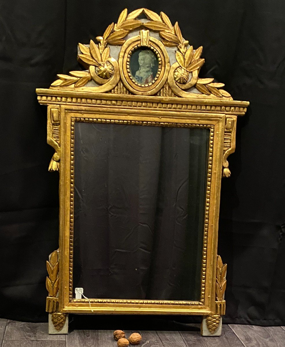 Miroir En Bois Doré XVIII° Avec La Gravure d'Adelaide d'Orleans