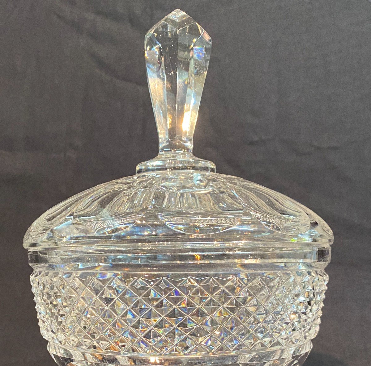 Cut Crystal Cup With Lid-photo-3