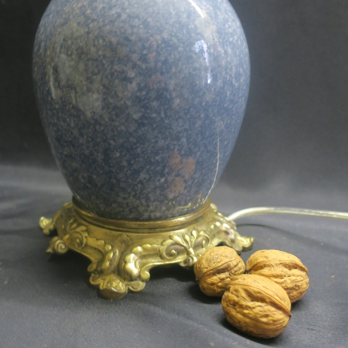 Blue Ceramic Lamp And Bronze Mount.-photo-3