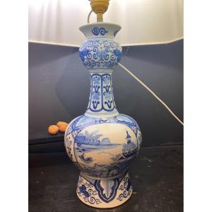 Vase En Porcelaine, Monté En Lampe