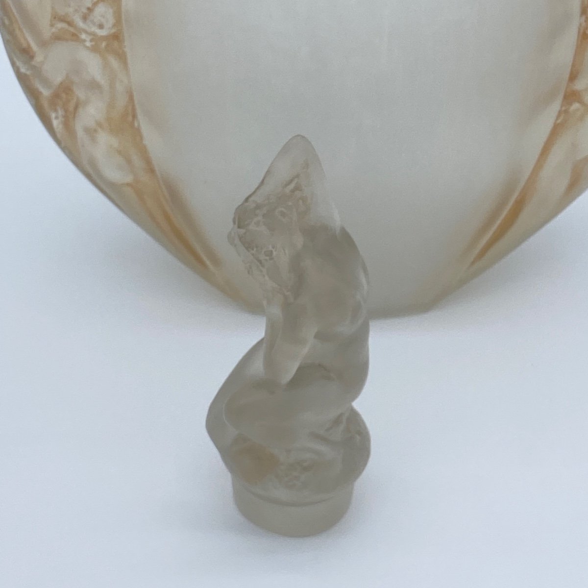 Flat Vase With Siren Cap By R.lalique-photo-5