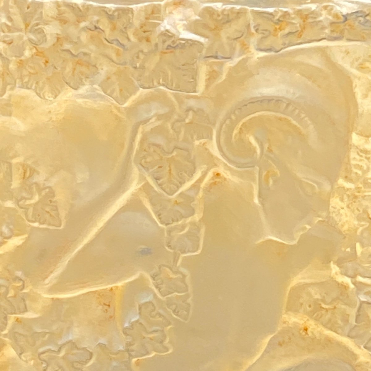 Un Vase Bacchus De R.lalique -photo-3