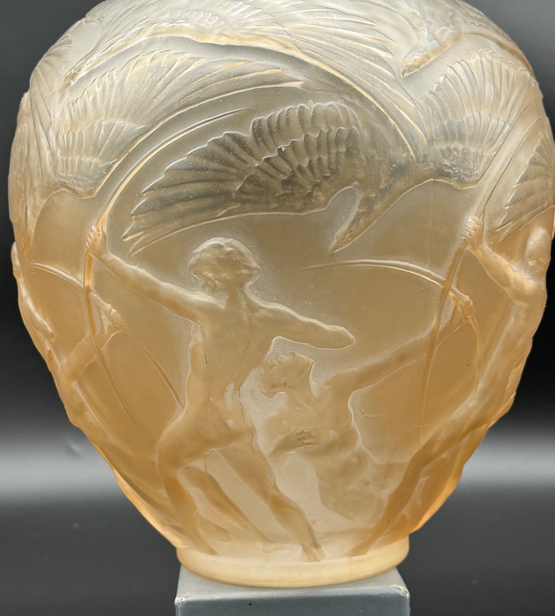 Un Vase Archer De R.lalique -photo-4