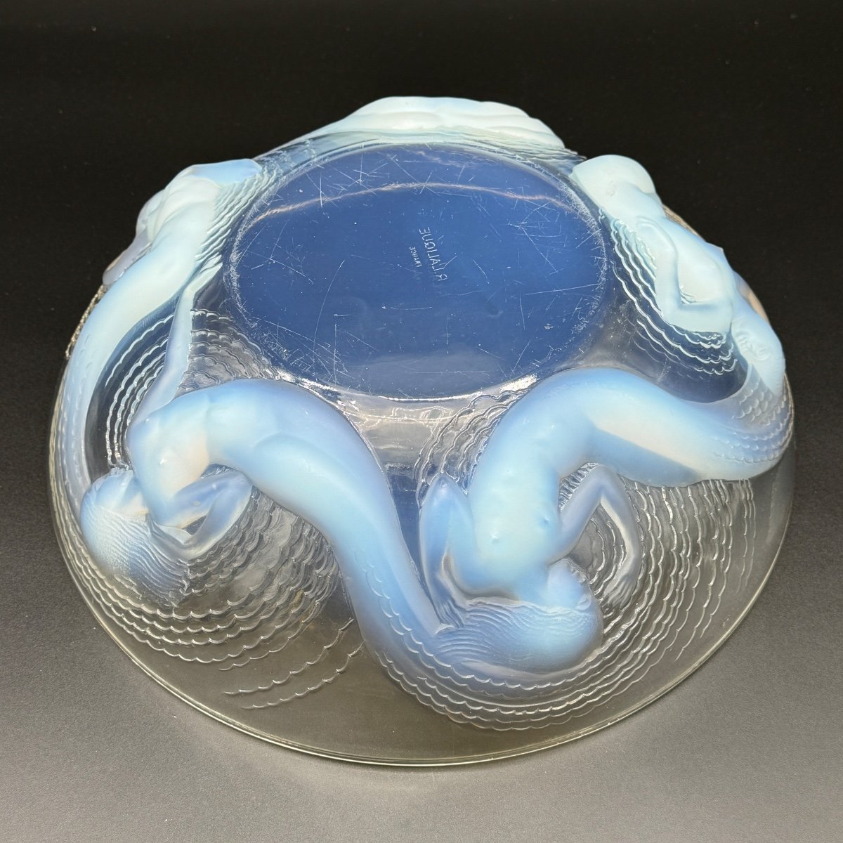 Une Coupe Calypso En Verre Opalescent De R.lalique-photo-3